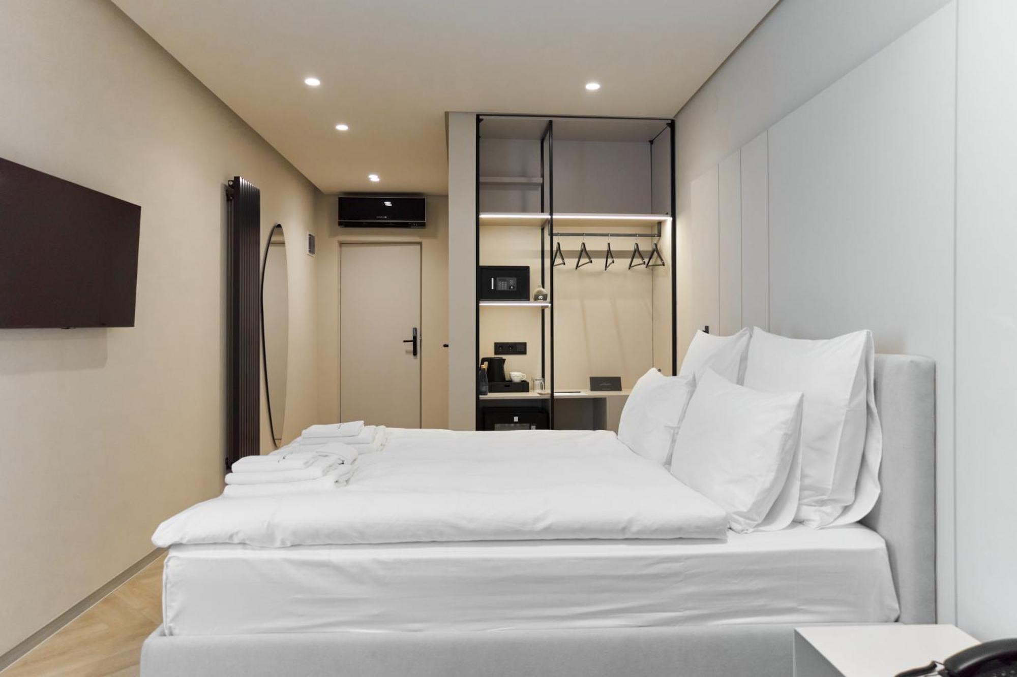 Hotel Laudon Uzjhorod Rum bild