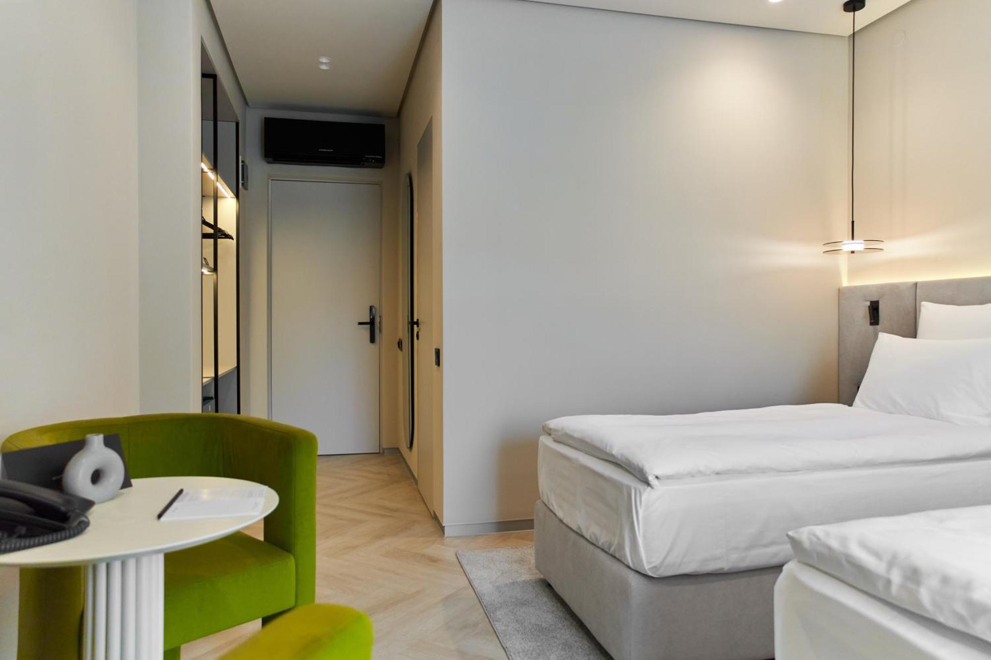 Hotel Laudon Uzjhorod Rum bild