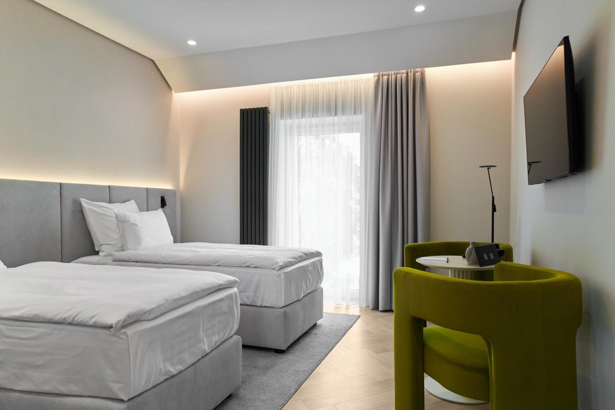 Hotel Laudon Uzjhorod Rum bild